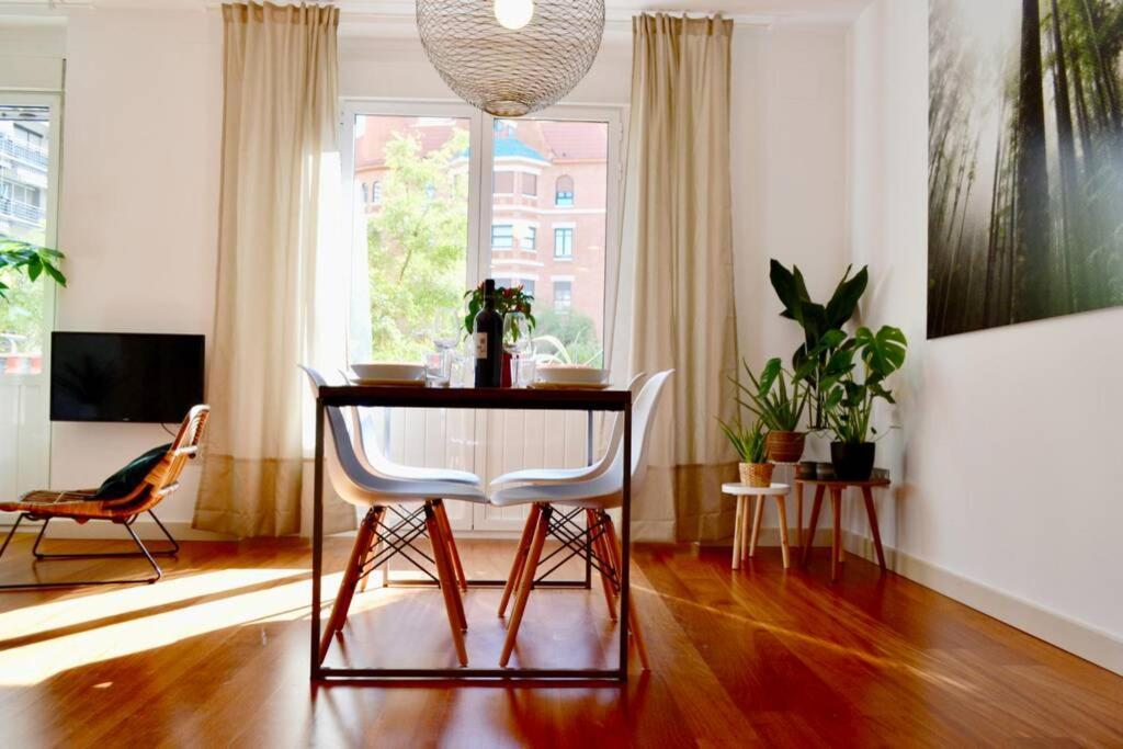 Hola Valencia - Holiday Apartments Εξωτερικό φωτογραφία